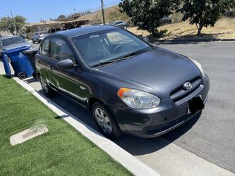 2010 Hyundai Accent