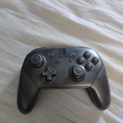 Nintendo Switch Pro Controller 