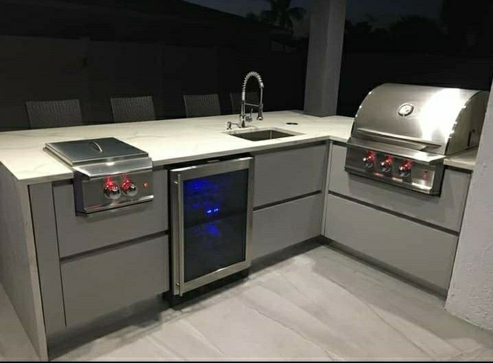 BBQ kitchens and closets