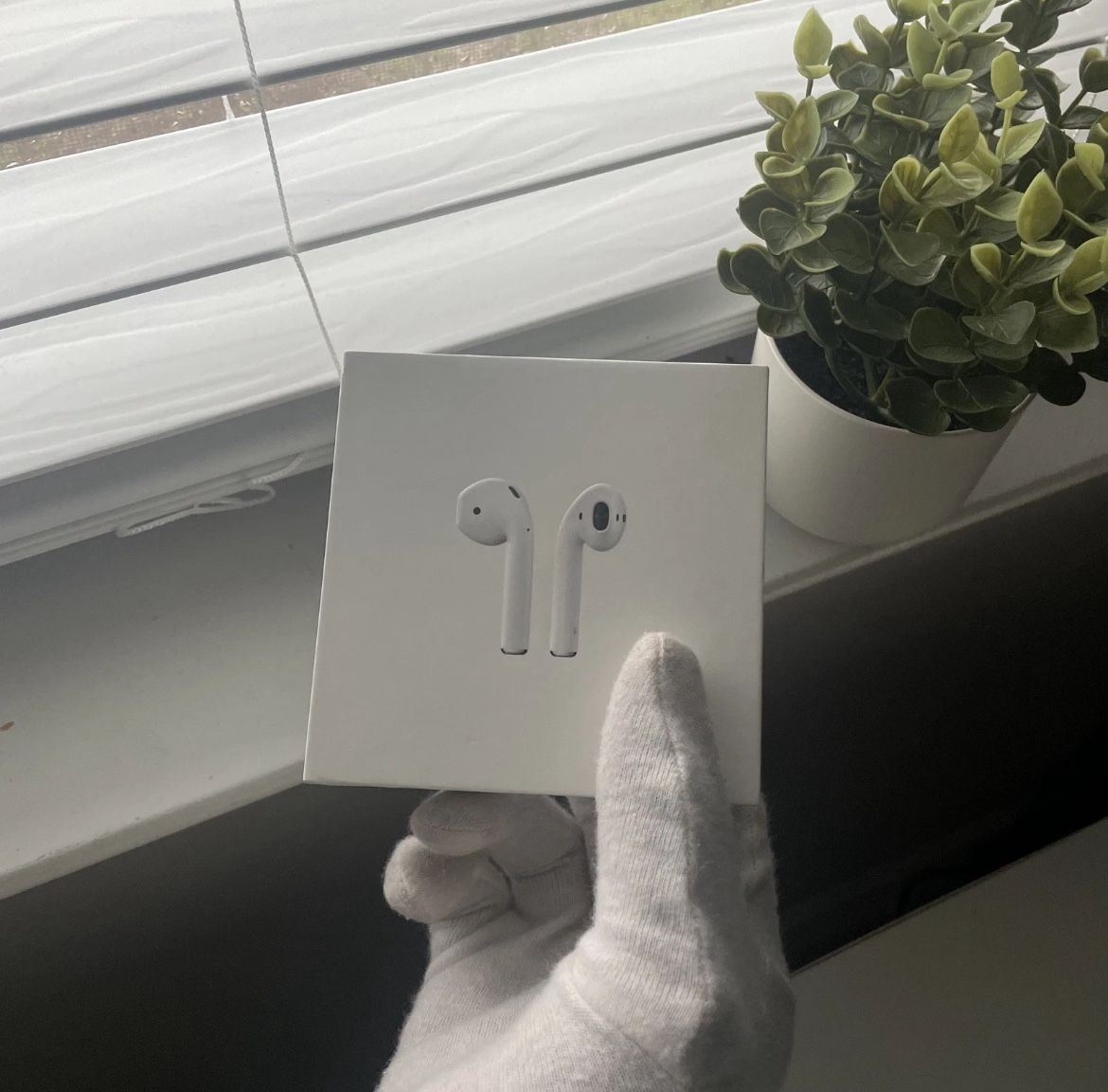 AirPods