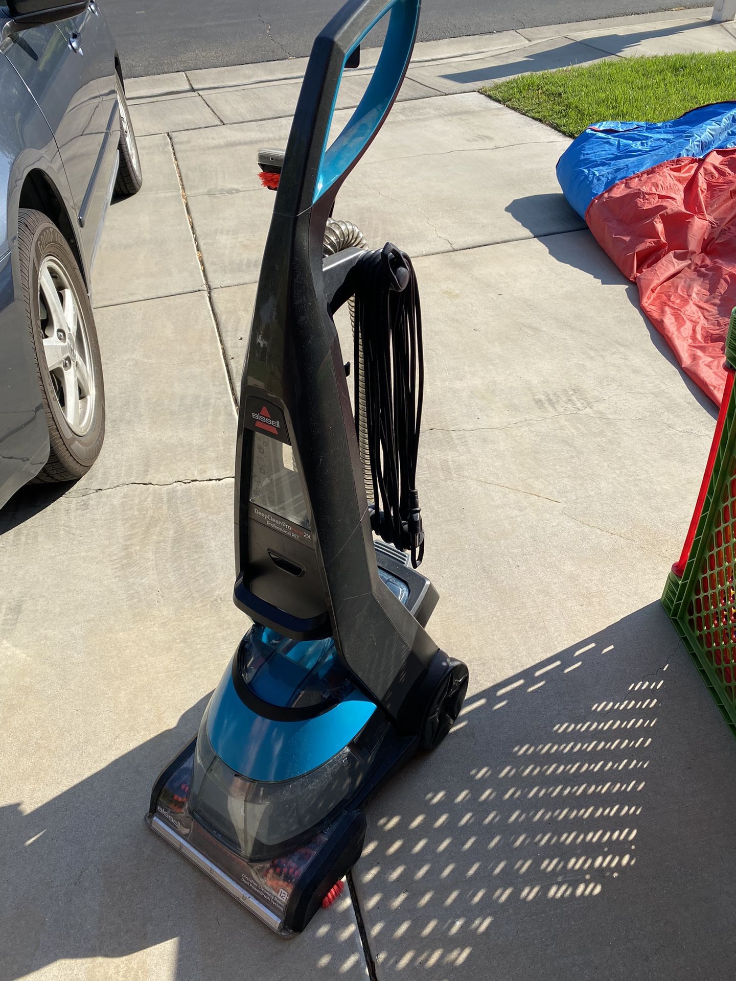 Bissell ProHeat Revolution 2X Pet Pro Deluxe Upright Deep Carpet Cleaner