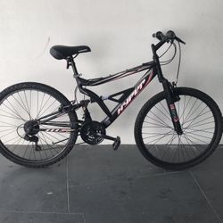 BICYCLE HYPER 18 SPEED EXCELLENT CONDITION for Sale in