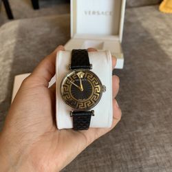 Versace Black Unisex Watch 