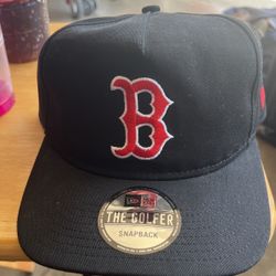 Snap Back B hat
