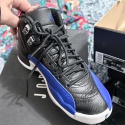 Women’s jordan retro 12 size 6