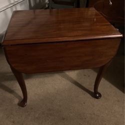 Drop Leaf End Table
