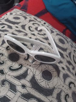 TRIOMPHE AUTHENTIC SUNGLASSES