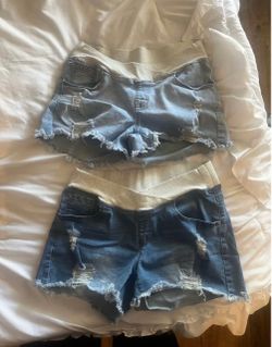 Maternity shorts