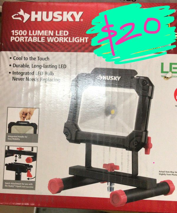Husky 1500 lumens Portable LED work light for Sale in Bakersfield, CA