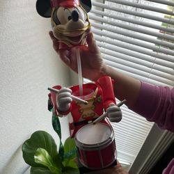 Disney mickey mouse christmas drink cup