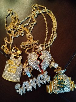Fashion Jewelry Set Pendant with Chain Necklace Broken Heart Savage Sign Money Bag Basketball Vest