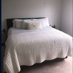 Queen Bed (Frame, Mattress & Box Spring) Smoke Free Home