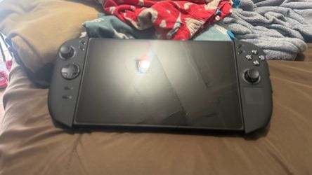 Lenovo Legion Go with legion go 2 controllers
