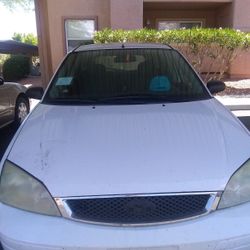 2005 Ford Focus SE ZX5 