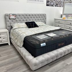 Upholstery queen bed frame  new in a box mattress included.     📞📲☎️(213)713-74-89.     Cama queen size  Nueva en caja Colchon Incluido Nueva en caj