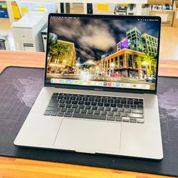 Apple MacBook Pro 16” 2019 2.4Ghz 8CORE i9 32GB RAM 2TB SSD Radeon Pro 5500M 8GB VRAM