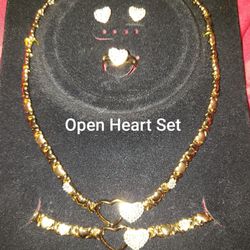 Xoxo 18 K Gold Necklace Sets