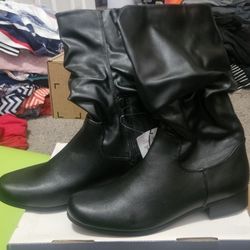 St. John's Bay Jarrett Black Synthetic Slouchy Boots