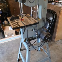 Delta 10" Band Saw