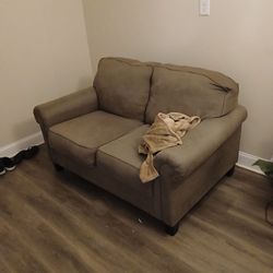 Green love seat