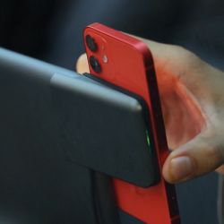 MagBak Wireless Charger Tesla Highland