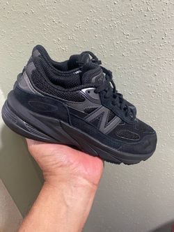 New Balance 990v6 Triple Black Youth Sz 3 Boys Low Top Running New no box