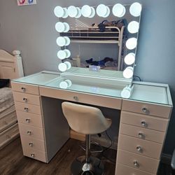 Vanity 15 Drawers Counter Height W/ Hollywood Mirror Bluetooth $1089 FREE LOCAL DELIVERY