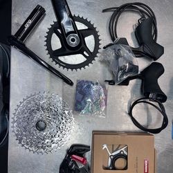 The SRAM Rival XPLR eTap AXS 12-speed