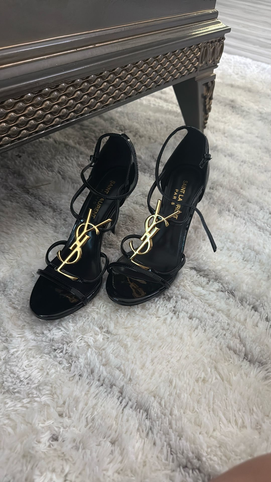 Saint Laurent Women’s cassandra Sandals/heels size 37