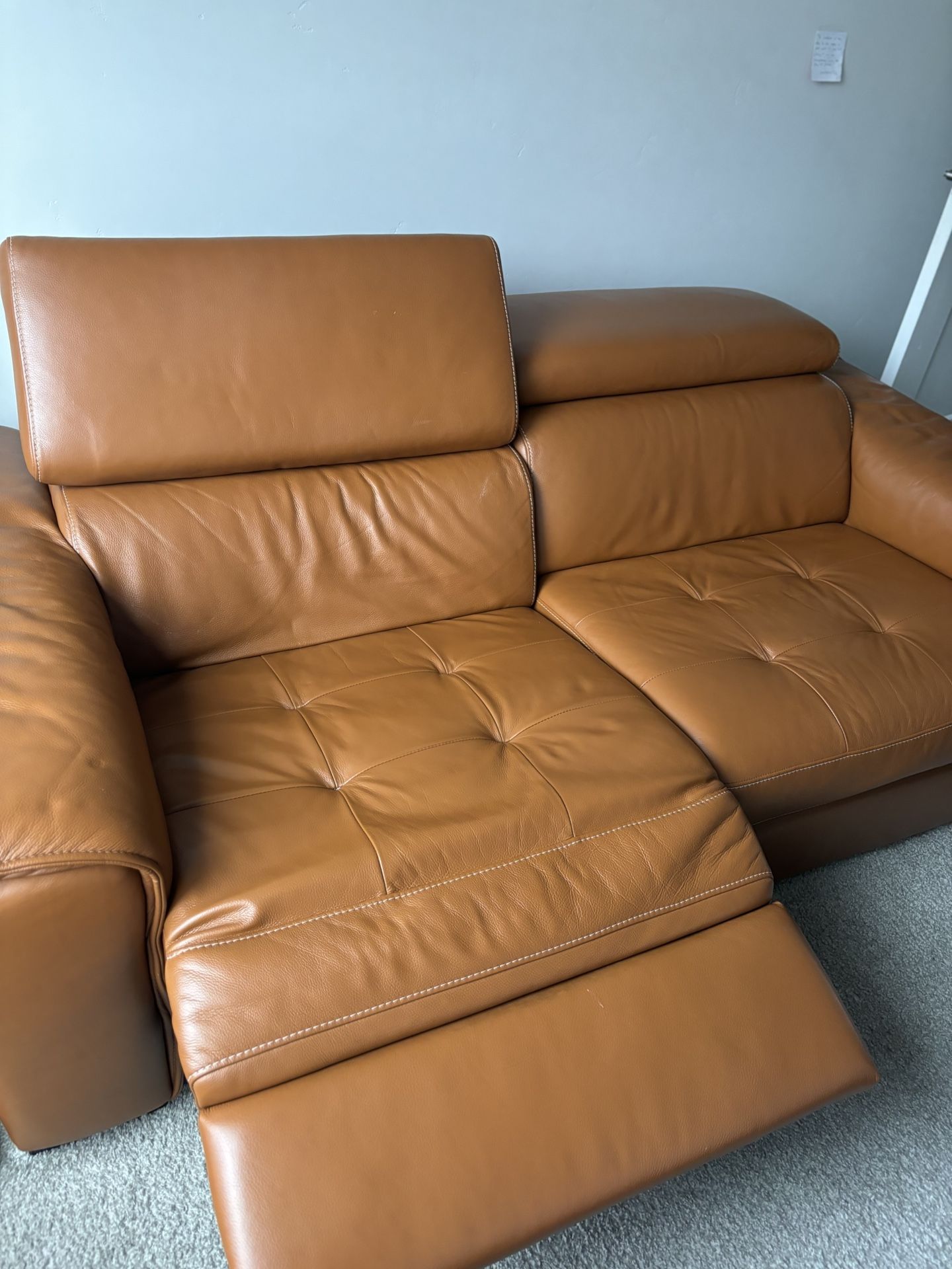 KOPERVIK POWER RECLINING SOFA (LoveSeat)