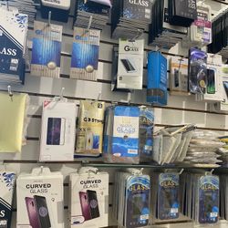 Cases iPhone,Samsung,Motorola,LG,iPad And All Other Phones Parts Wholesale