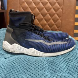 Sz 12 Nike Zoom Mercurial XI Flyknit Athletic Shoes 