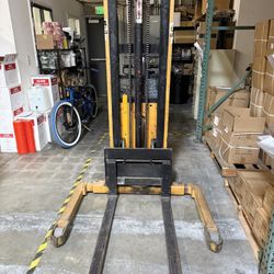 Big Joe PDI-20-19 Electric Walkie Stacker – 2,000 lb – 190” Lift – Battery & Charger