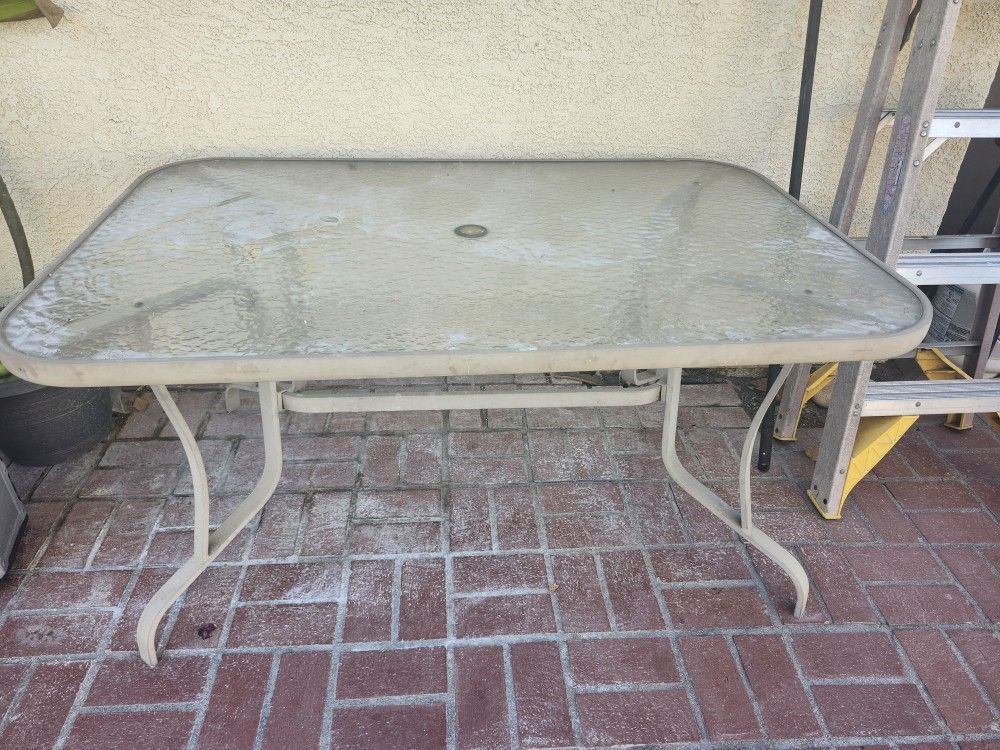 Free Glass Table And Chairs