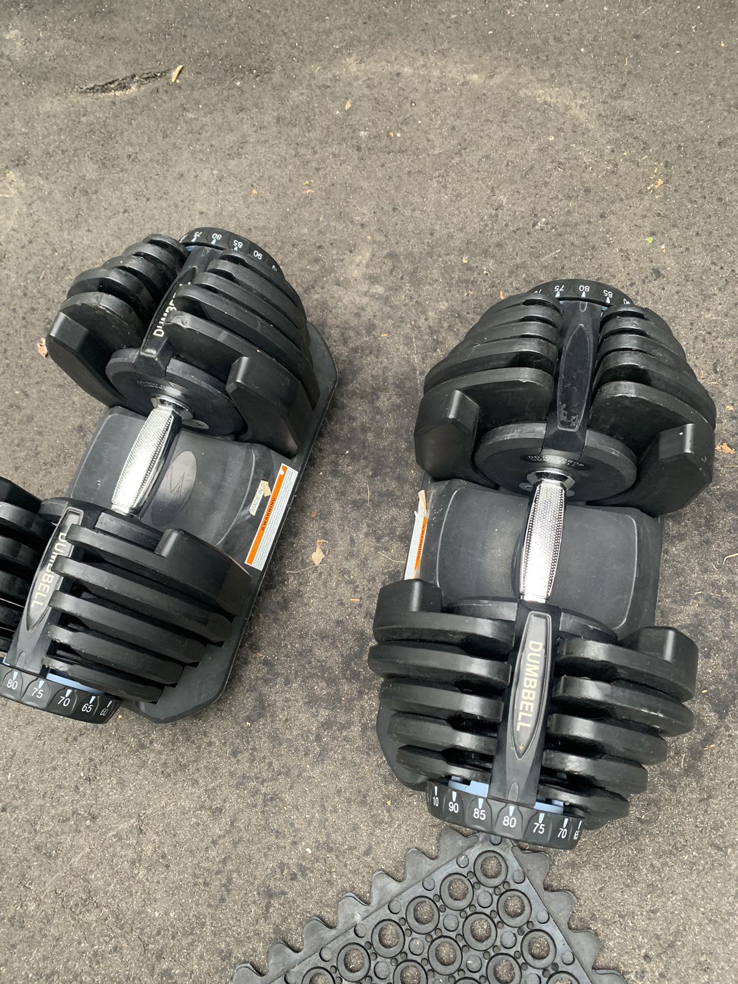 Adjustable Dumbbells 80lbs Each Hand