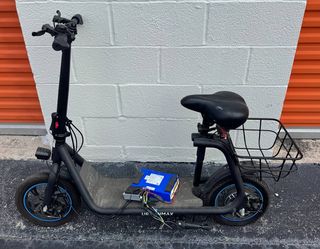 Urbanmax Electric Scooter / E-Bike – Needs Battery Replacement