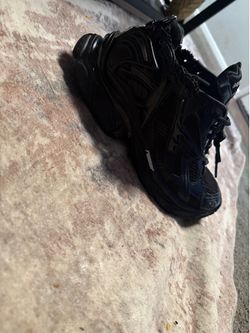 Black balenciaga runners