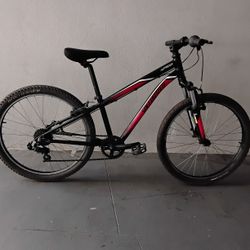 BICYCLE SPECIALIZED 7 SPEED BRAND NEW 