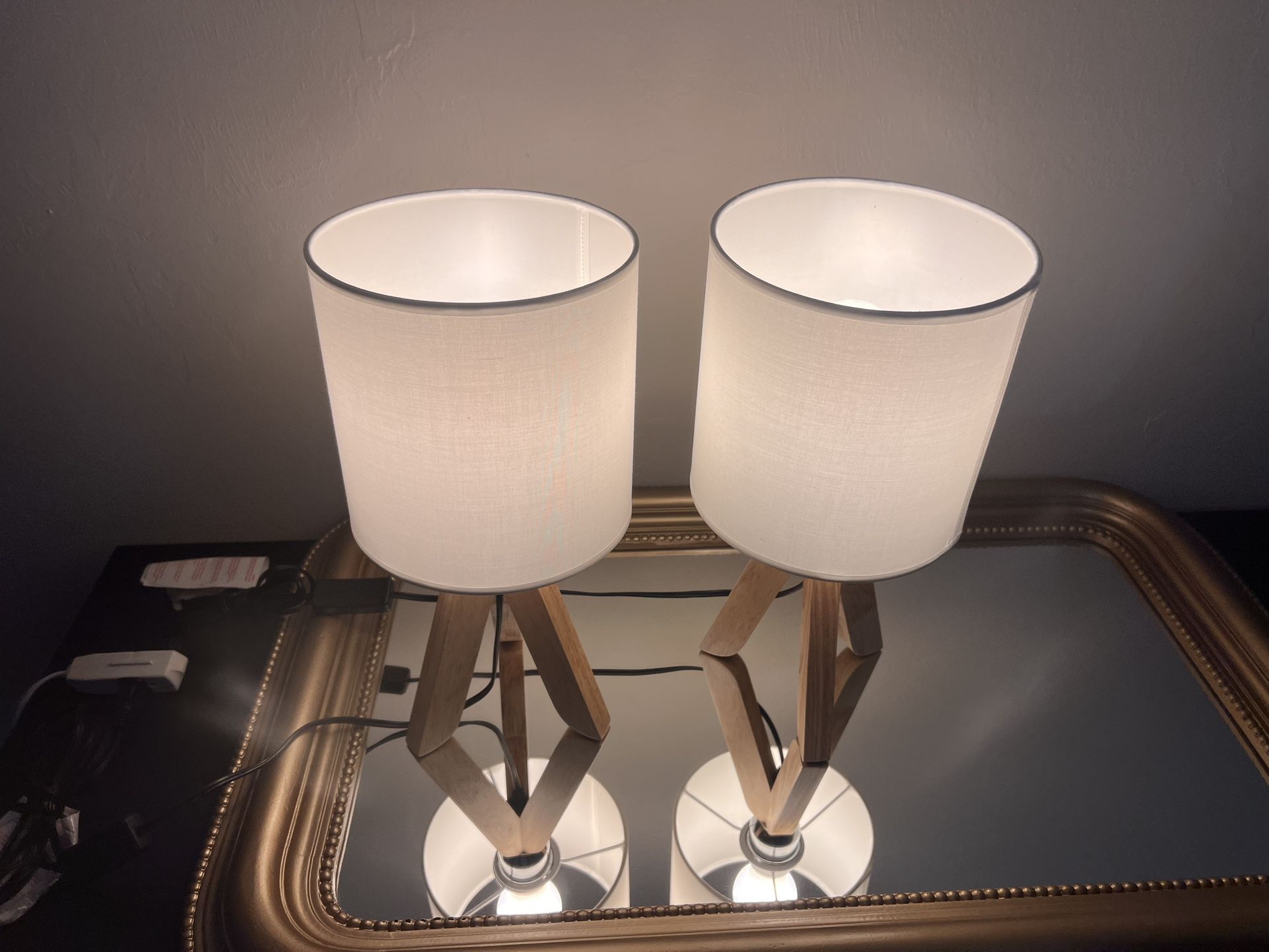 Set Of 2 Nightstand Lamps
