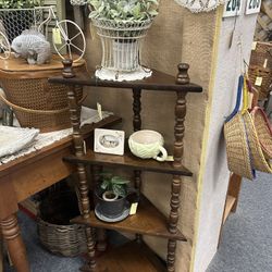 4 Shelf Corner Piece