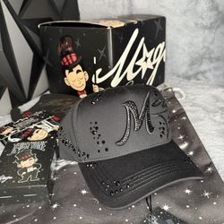 31 Hats / El Mago Total Black 