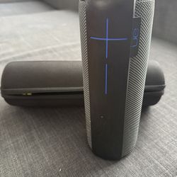 Ultimate Ears Boom 2 Portable Bluetooth Speaker w/ carrying case