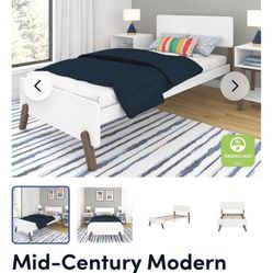 MOVING SALE - Used for less than a year! ] Max & Lily Twin Bed + Mattress +waterproof protector + 2 Sheets Full Set! (Must go this weekend