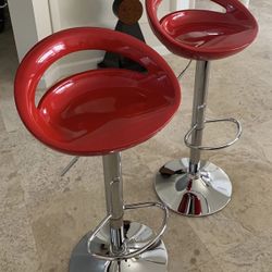 Red BAR STOOLS. Set Of 2/ Sillas Rojas Para Bar 🔥🔥 NEW IN BOX!!!