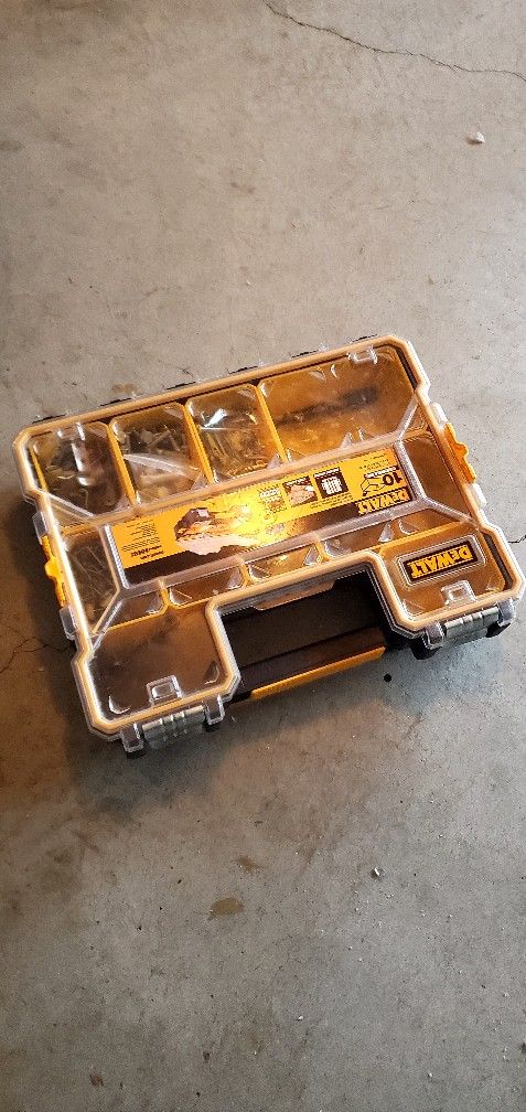 Dewalt Box
