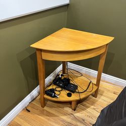 Corner Table
