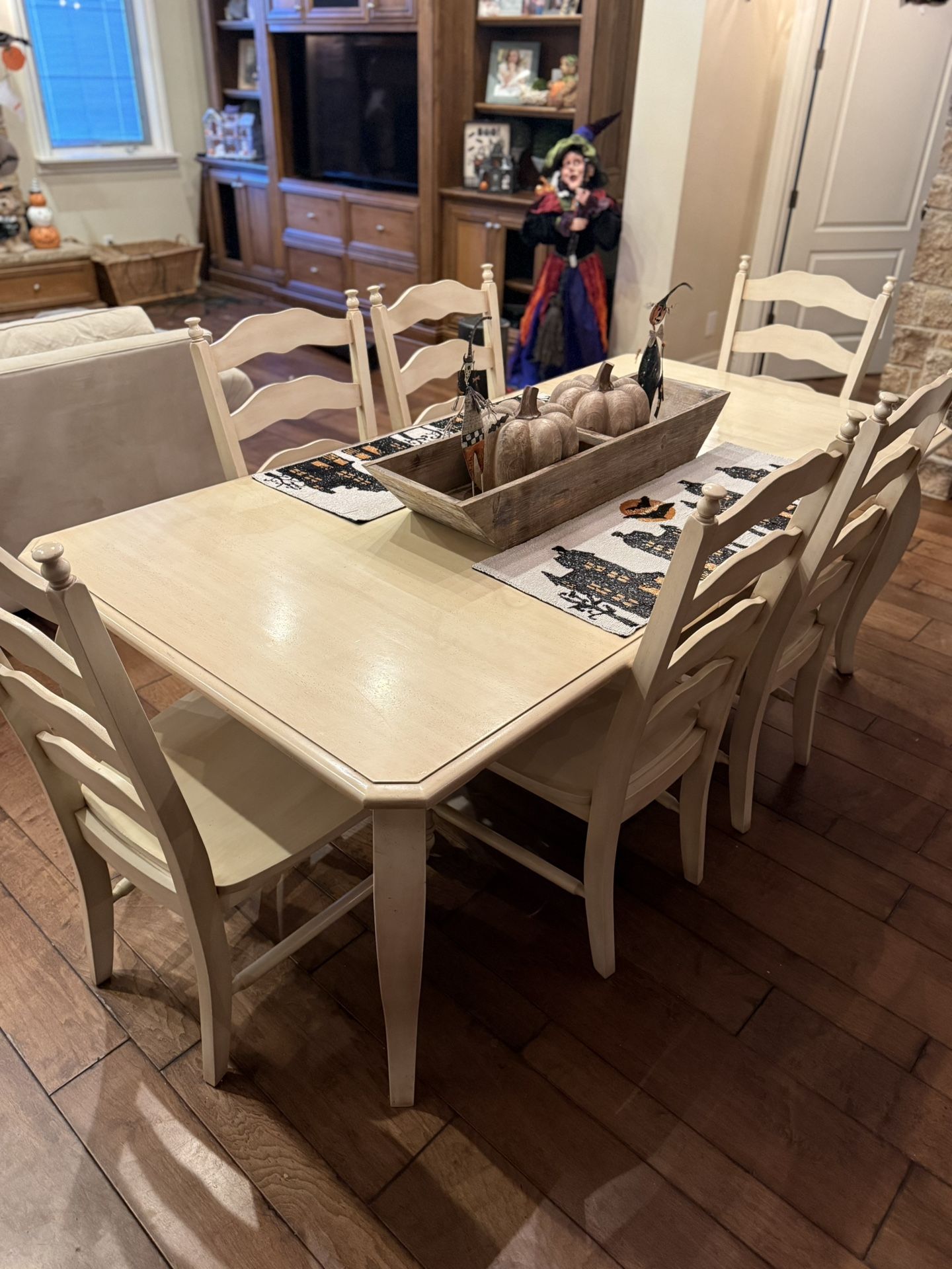 French Farmhouse Table & Chairs ( Solid Wood )