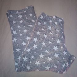 #32 • Women's Sleep Wear Size L