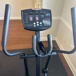 LIFE FITNESS ELLIPTICAL Machine