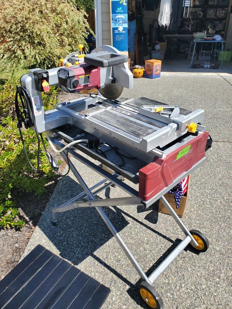 Chicago wet 2024 tile saw